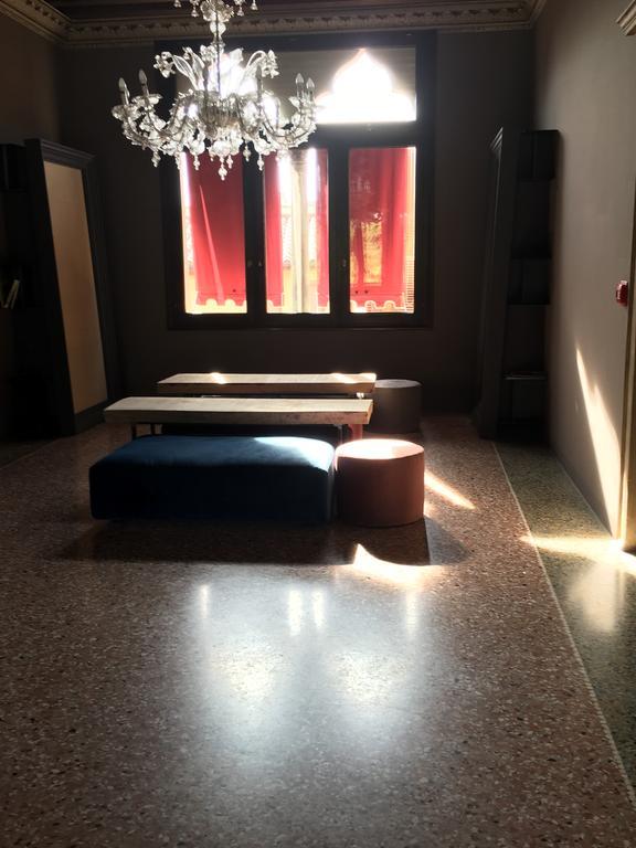 Hotel 5 Colonne Мирано Экстерьер фото
