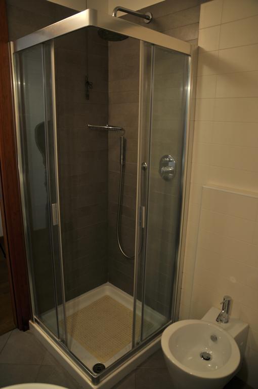 Hotel 5 Colonne Мирано Экстерьер фото
