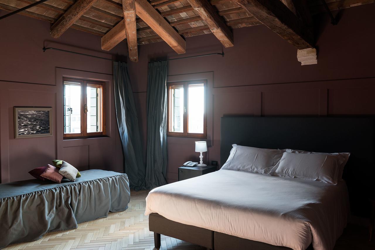Hotel 5 Colonne Мирано Экстерьер фото