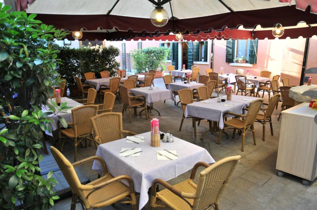 Hotel 5 Colonne Мирано Номер фото